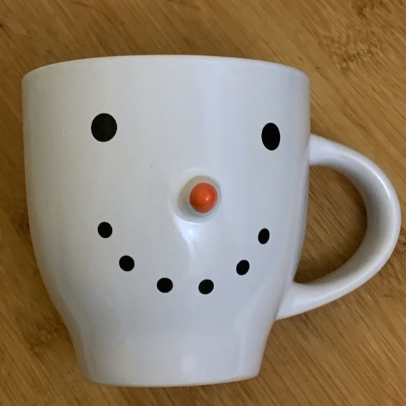 Royal Norfolk | White Ceramic Carrot Nose Snowman Face Mug - Picture 10 of 10